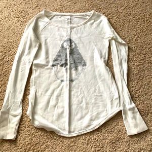 American Eagle long John penguin shirt